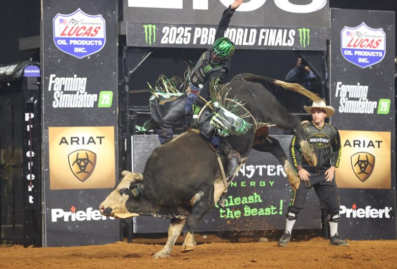 Tricampeão mundial, José Vitor Leme inicia nova temporada da PBR focado no quarto título e em recordes históricos