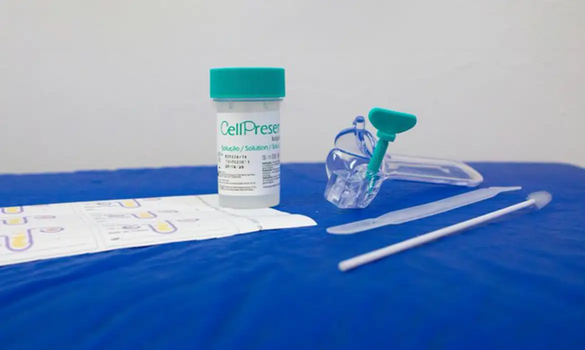 Nova versão do guia orienta a substituição gradual do Papanicolau pelo teste molecular de HPV no SUS.