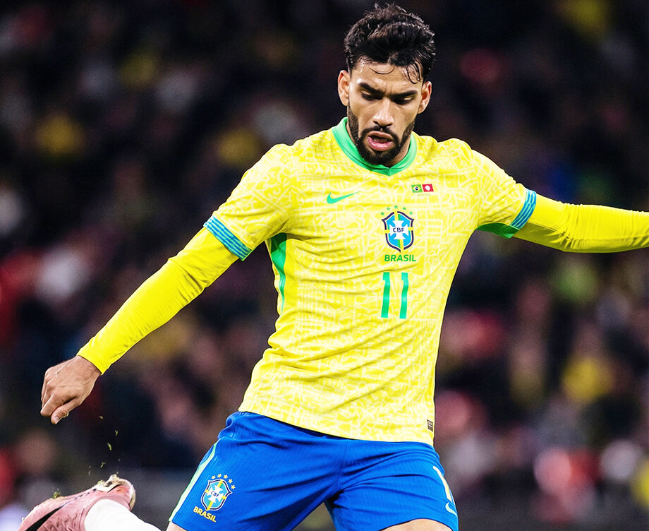 Simeone reconheceu erro e pediu desculpas após discussão com Vinícius Júnior na Supercopa da Espanha