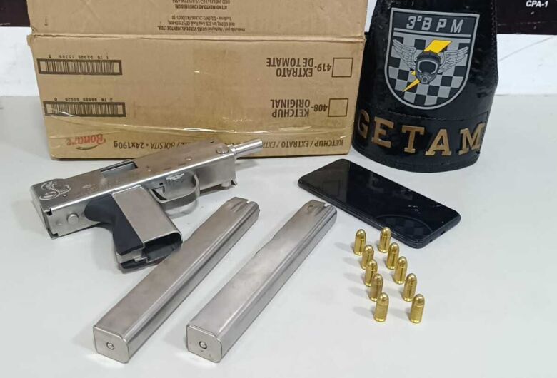 Arma de fogo e munições foram apreendidas durante abordagem do Getam em Dourados