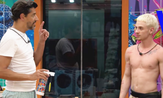 Alberto Cowboy aconselha Juliano Floss sobre comportamento na prova de resistência