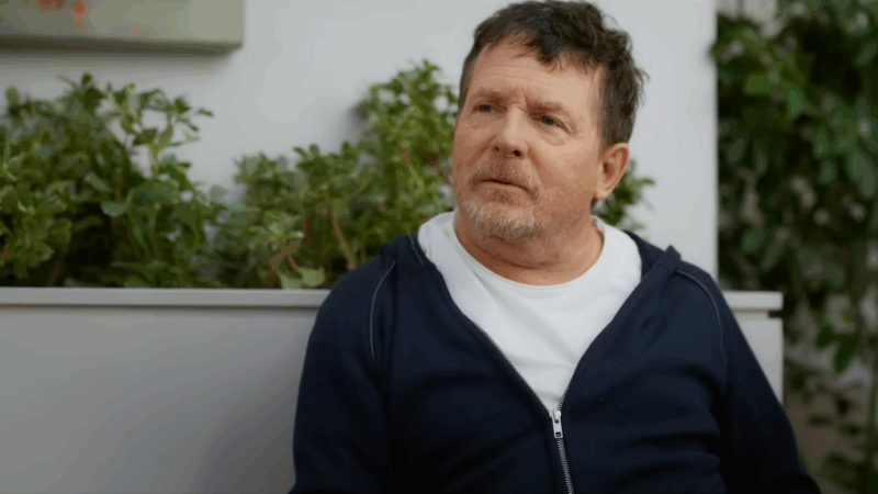 Michael J. Fox retorna à atuação em participação especial na 3ª temporada de Falando a Real.