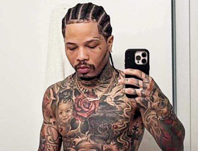 Gervonta Davis, ex-campeão mundial, foi preso em Miami sob acusações de sequestro e agressão.