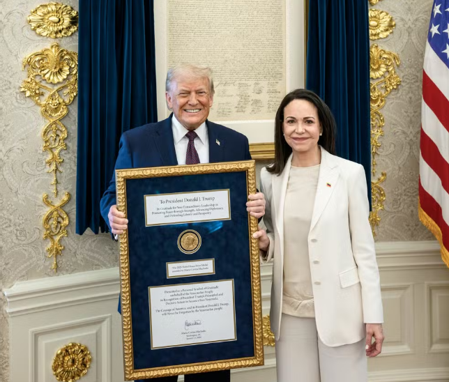 Trump diz ter recebido medalha do Nobel da Paz como 'presente' de María Corina Machado