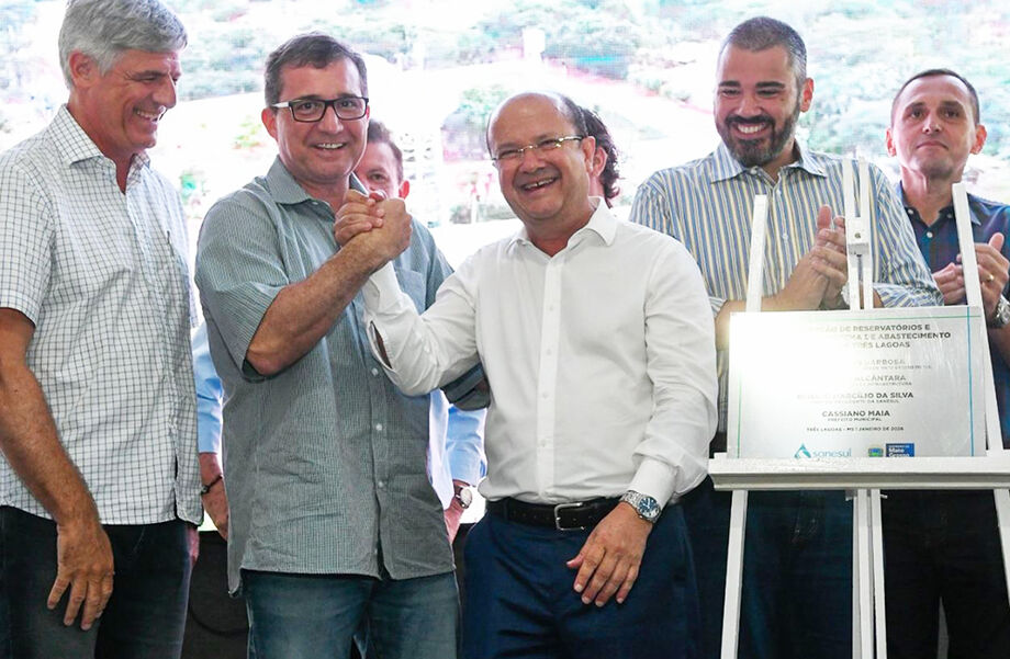 Barbosinha e autoridades participam da entrega de obras de infraestrutura em Três Lagoas, com investimentos superiores a R$ 33 milhões.