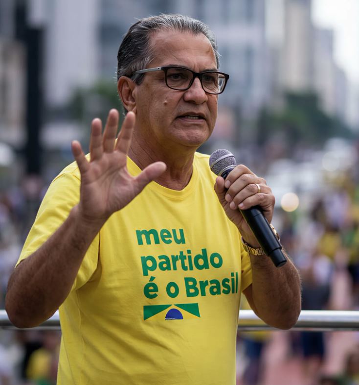 Pastor Silas Malafaia durante ato na Avenida Paulista, em São Paulo, em abril de 2025