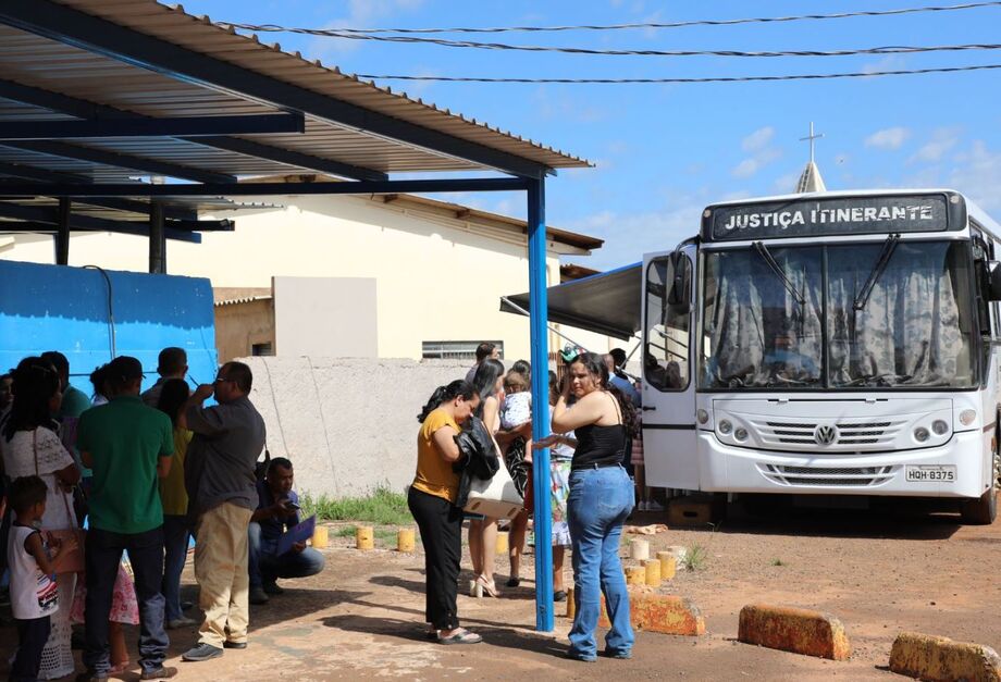 Unidades móveis da Justiça Itinerante voltam a atender bairros de Campo Grande a partir desta segunda-feira.