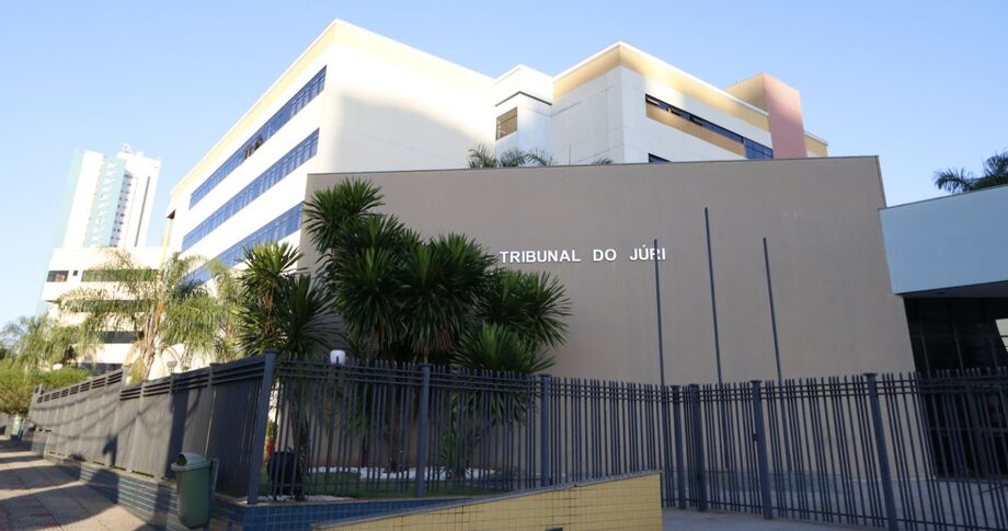 Tribunais do Júri de Campo Grande julgaram mais de 100 crimes dolosos contra a vida ao longo de 2025.