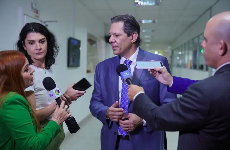 Ministro da Fazenda, Fernando Haddad, afirma que caso do Banco Master pode se tornar a maior fraude bancária do país.