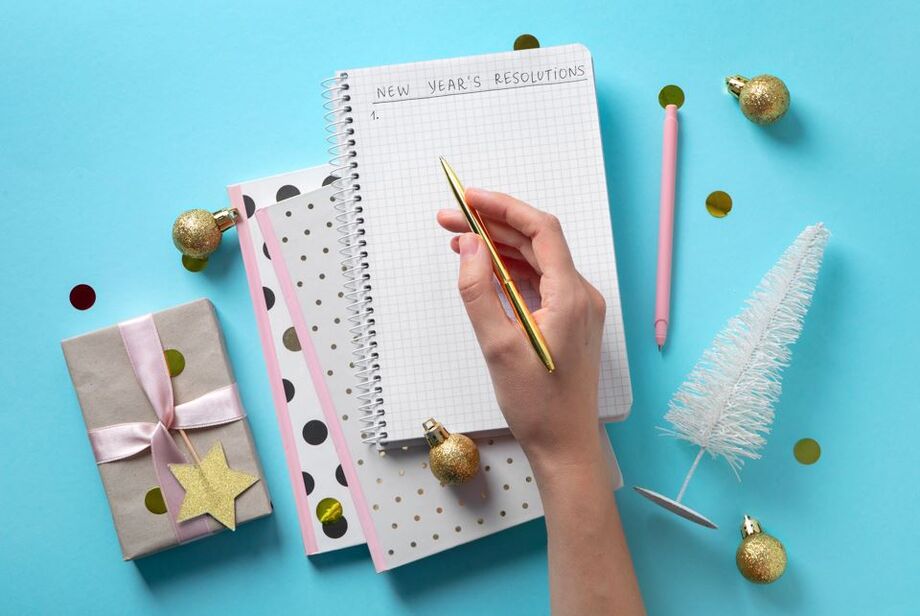 Especialistas indicam hábitos simples e metas possíveis como estratégia para manter objetivos ao longo do novo ano