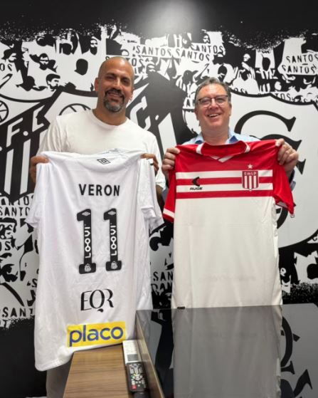 Verón se reúne com Marcelo Teixeira e discute possibilidades de parceria entre Santos e Estudiantes.