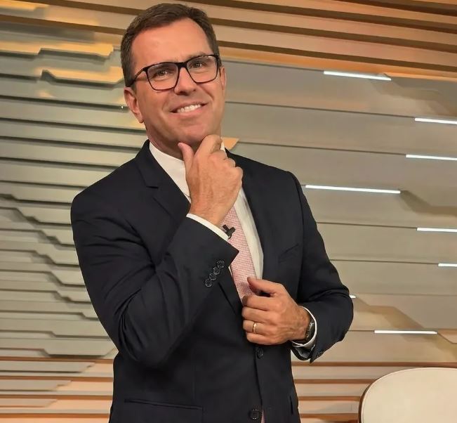 Rodrigo Bocardi afirma que mudanças no estilo de apresentação lhe custaram caro, mas abriram novos caminhos fora da TV aberta.