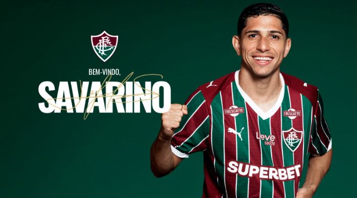 Jefferson Savarino é apresentado pelo Fluminense após deixar o Botafogo.
