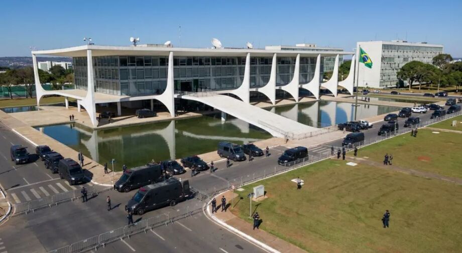 Palácio do Planalto recebeu reforço na segurança antes de manifestação prevista para este domingo