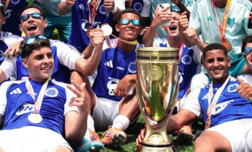 Jogadores do Cruzeiro durante comemoração