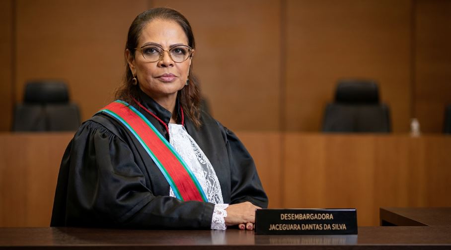 Desembargadora Jaceguara Dantas apresentou relatório que reúne ações do TJMS no enfrentamento à violência contra a mulher.