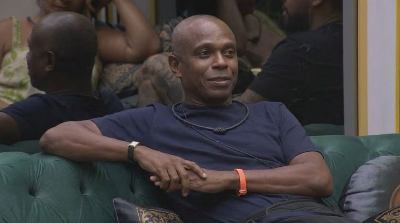 Edílson Capetinha protagoniza momento descontraído ao levar rivalidade do futebol para festa do BBB 26.