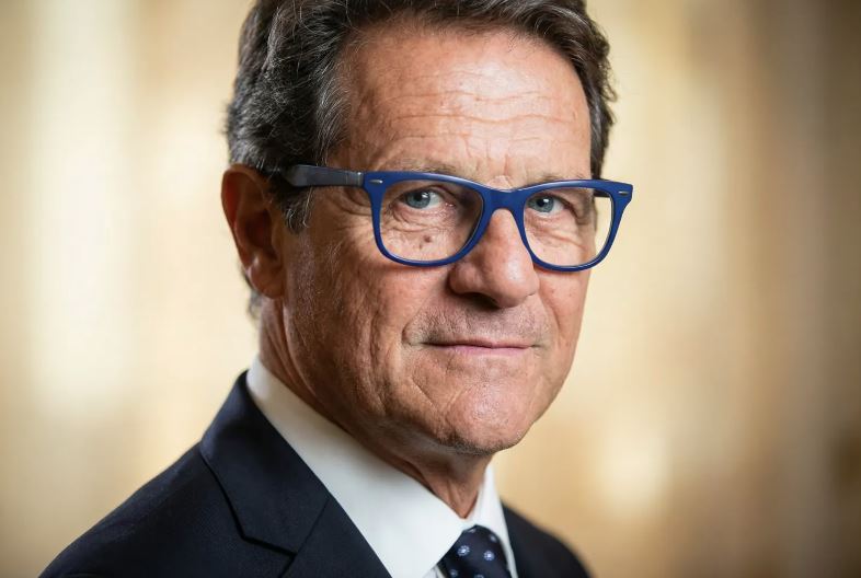 Fabio Capello critica atuação dos árbitros e defende a presença de ex-jogadores nas análises do VAR.