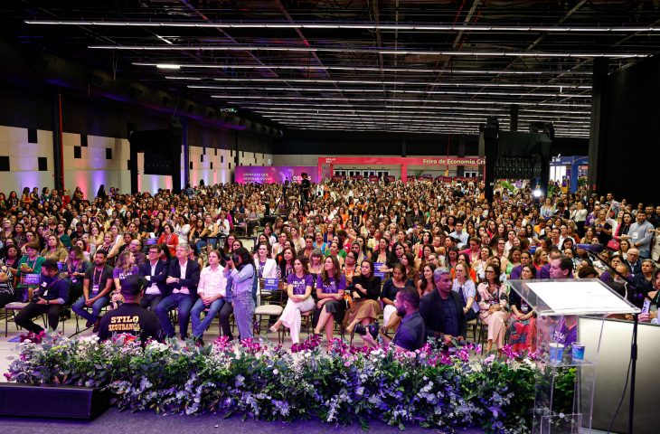 Delas Day leva dois dias de palestras, mentorias e networking para mulheres no Bosque Expo, em Campo Grande, nos dias 24 e 25 de fevereiro.