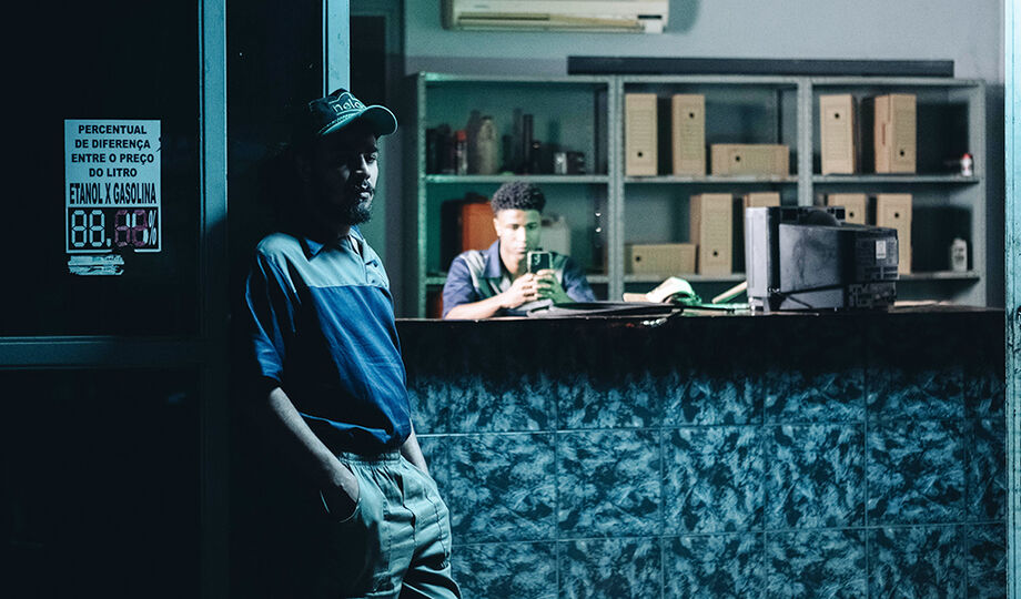 Cena de Sebastian (2025), de Cainã Siqueira