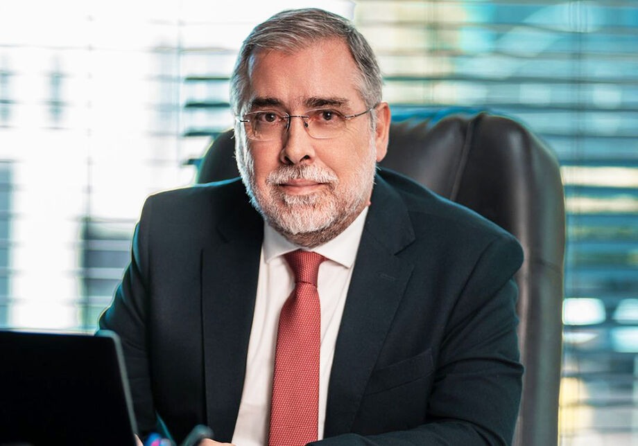 Dr. Fernando Baraúna