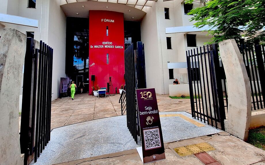 Criminosos usam aplicativos de mensagens e se passam por juiz para aplicar golpes em pessoas com processos judiciais em Corumbá