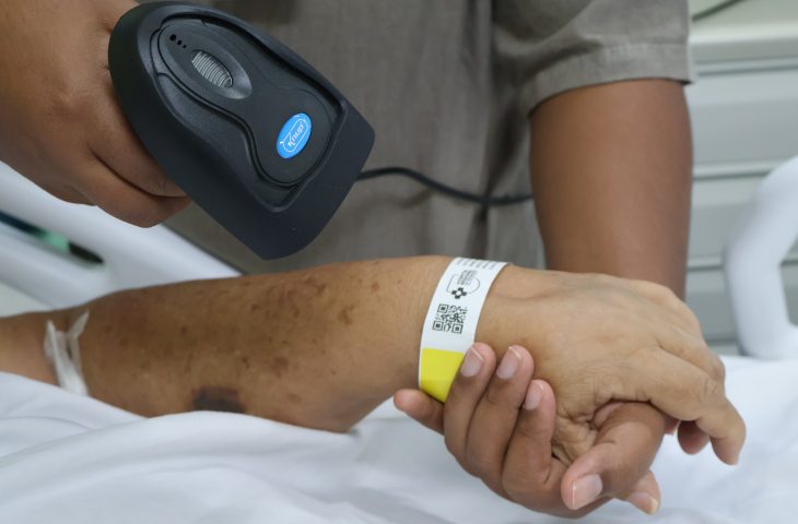 Estrutura integra agendamento, prontuário e internações, ampliando segurança, eficiência e a experiência do paciente no SUS