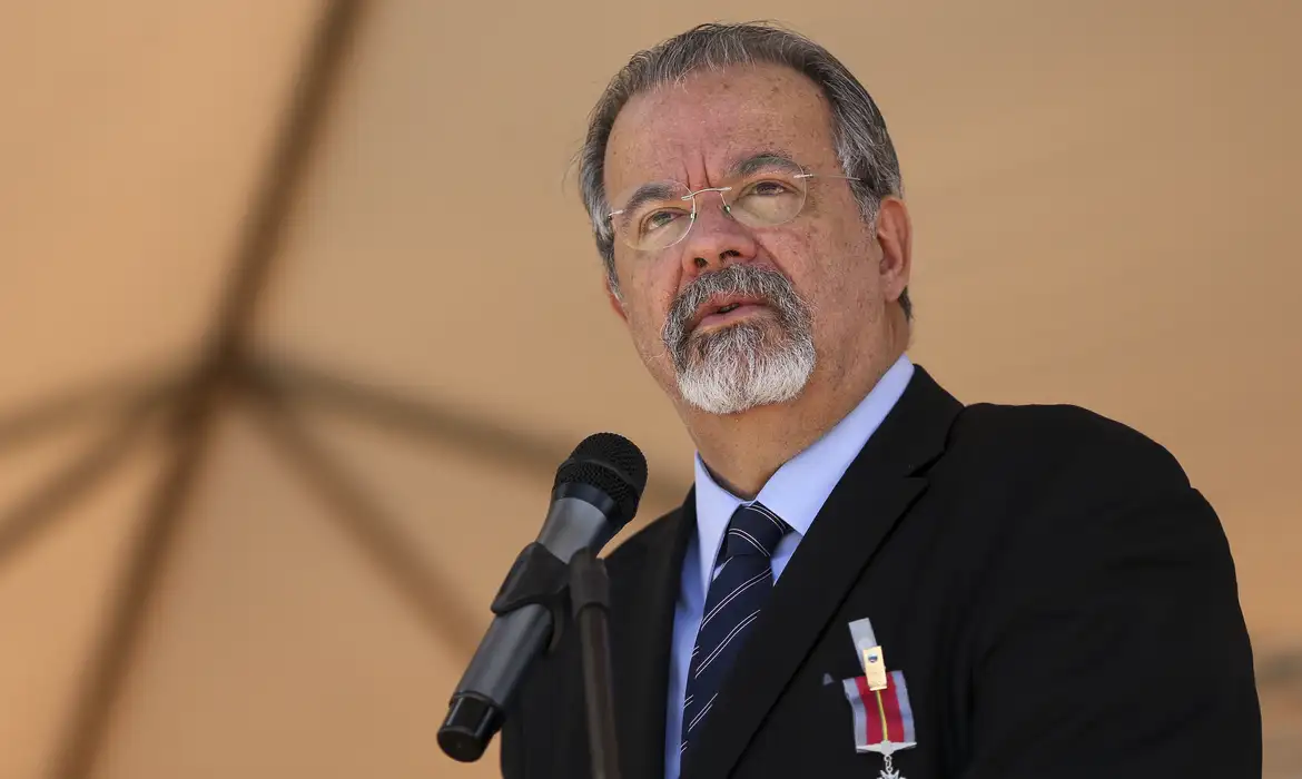 Raul Jungmann, ex-ministro de FHC e Michel Temer e diretor-presidente do Ibram, morreu aos 73 anos em Brasília vítima de câncer de pâncreas.