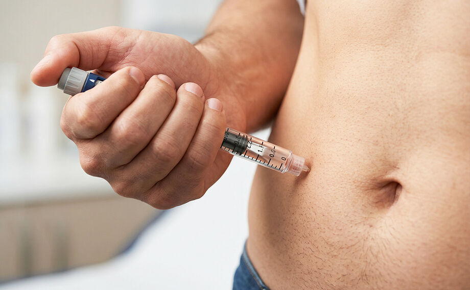 Apreensão de canetas emagrecedoras em rodovia de Mato Grosso do Sul; Anvisa proibiu produtos à base de tirzepatida e retatrutida vendidos sem registro no país.