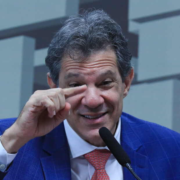 Fernando Haddad afirmou que não pretende disputar as eleições de 2026 e elogiou quadros do campo progressista.