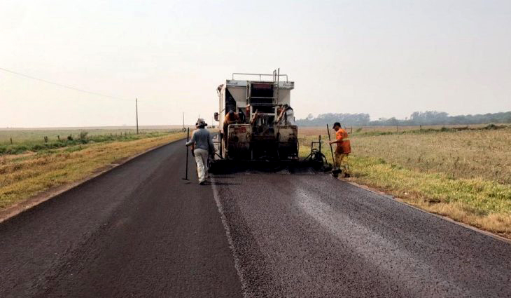 Trechos da MS-156 e da MS-295 passam por restauração completa para reforçar o corredor logístico do Cone Sul