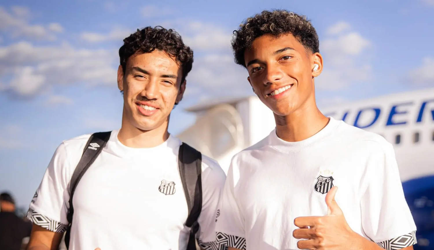 Santos estreia no Brasileirão diante da Chapecoense, na Arena Condá, buscando iniciar nova fase na temporada.