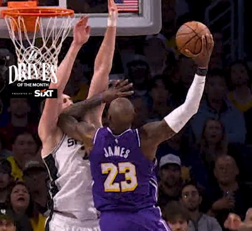 Luka Doncic e LeBron James comandaram a vitória dos Lakers sobre o Memphis Grizzlies na NBA