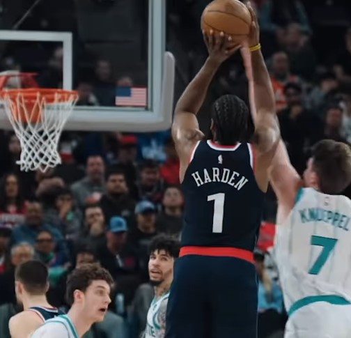 Harden ultrapassa Shaquille O'Neal e entra no top 9 dos maiores pontuadores da NBA