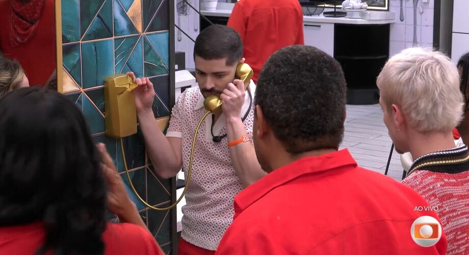 Marcelo atende Big Fone no 'BBB 26'