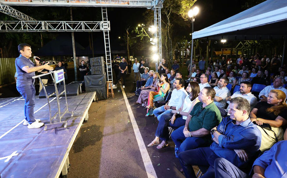 Prefeito Marçal Filho discursa durante a Noite Cultural que marcou o início das obras de reforma e revitalização do Teatro Municipal.