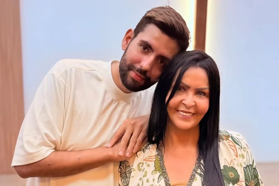 Weslley Carvalhaes, filho da cantora Shirley Carvalhaes, morreu aos 35 anos.