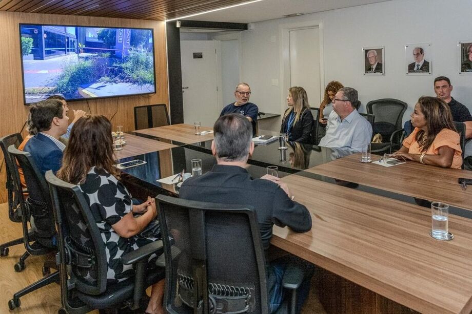 Fecomércio MS reúne prefeitura e entidades empresariais para planejar força-tarefa de limpeza e fiscalização no centro de Campo Grande.