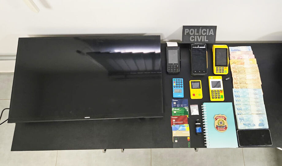 Delegacia de Santa Rita do Pardo, onde as suspeitas foram levadas após serem presas por dopar idosos e aplicar golpes com PIX.