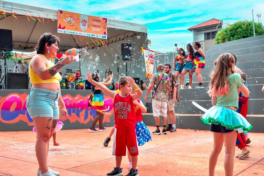 Mais que um ensaio de carnaval, o Saia para Cuidar é um convite à ocupação qualificada do espaço público