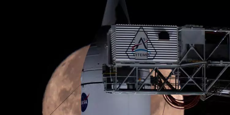 Foguete posicionado na plataforma 39B do Centro Espacial Kennedy, na Flórida, enquanto equipes da Nasa realizam um ensaio geral para treinar cronogramas e procedimentos da missão Artemis II.