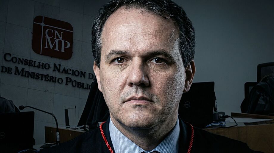 Alexandre Magno Benites de Lacerda assume CNMP após ser destaque em sua carreira no Ministério Público