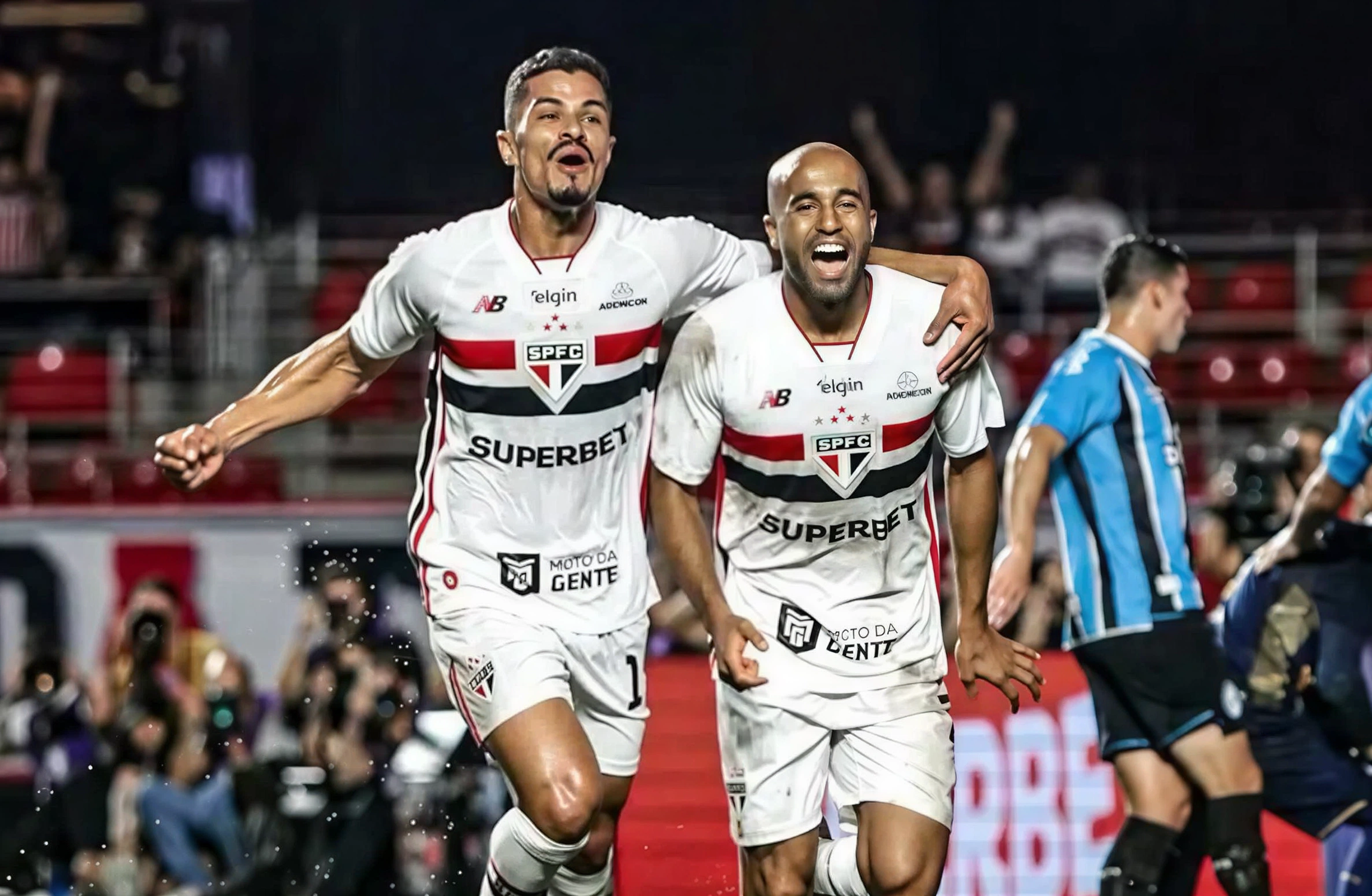 Calleri marcou o segundo gol na vitória do São Paulo sobre o Grêmio no MorumBis.