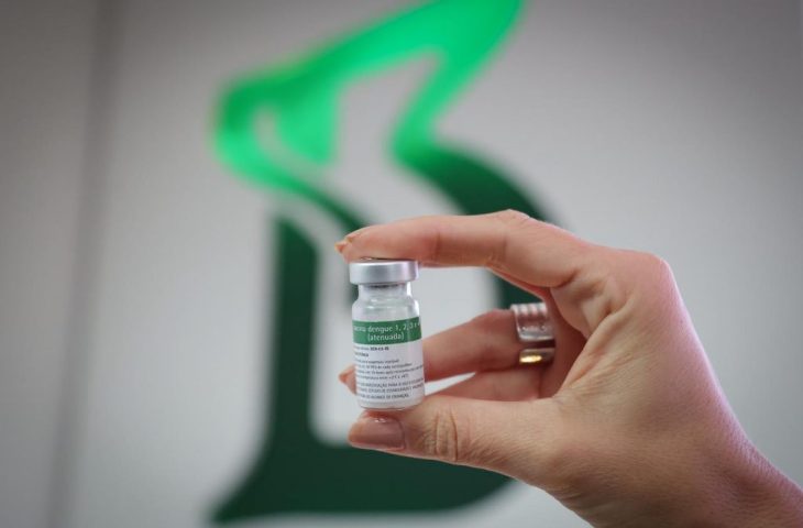 Mato Grosso do Sul recebe primeira remessa de vacinas contra a dengue destinada a trabalhadores da Atenção Primária