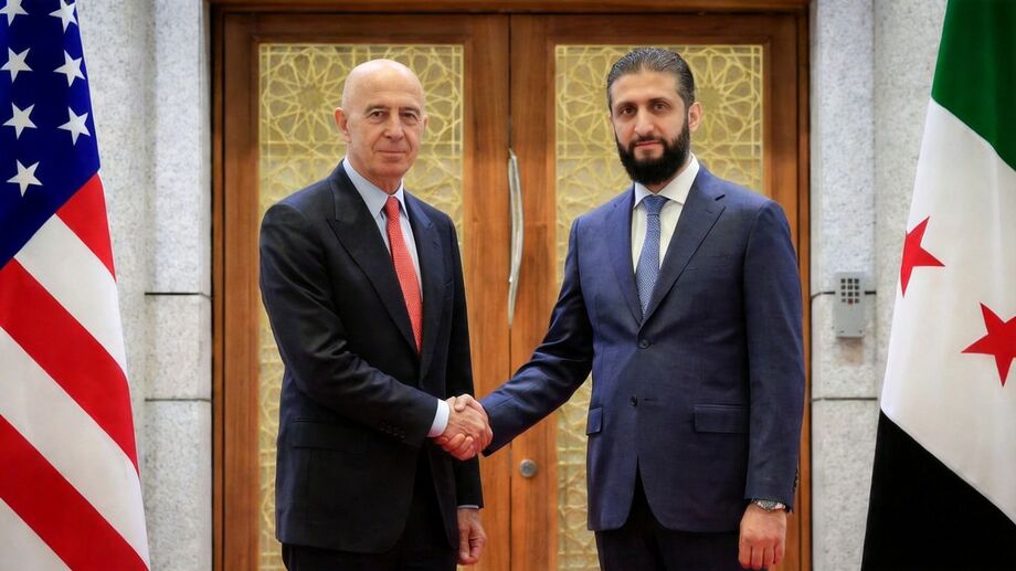 Em 2025, o embaixador dos Estados Unidos na Turquia, Tom Barrack, reuniu-se com o presidente da Síria, Ahmad al-Sharaa, no Palácio Presidencial, em Damasco.