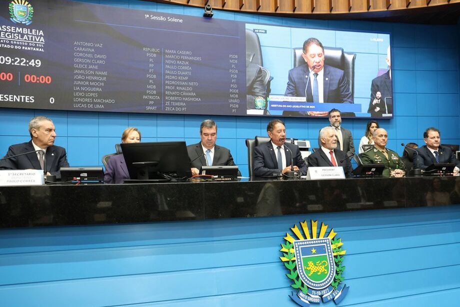 Presidente Gerson Claro, quem comandou a solenidade, reafirmou compromisso com a democracia