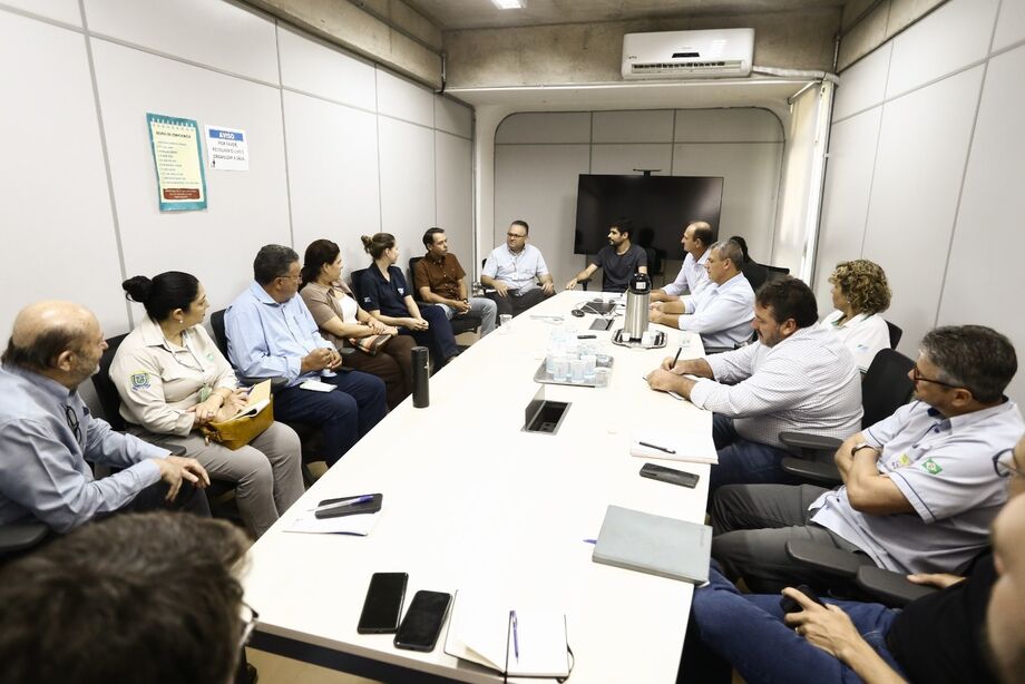Reunião da Câmara Setorial da Suinocultura, na Semadesc, discute qualificação profissional, licenciamento ambiental e programa de estágio para fortalecer o setor em Mato Grosso do Sul
