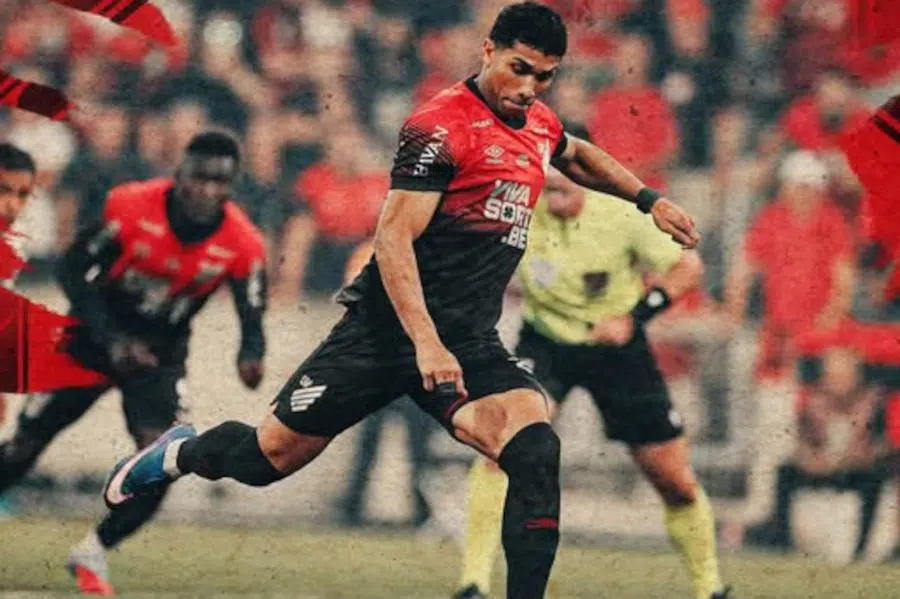 Santos foi derrotado pelo Athletico-PR por 2 a 1 e segue sem vitória no Brasileirão.