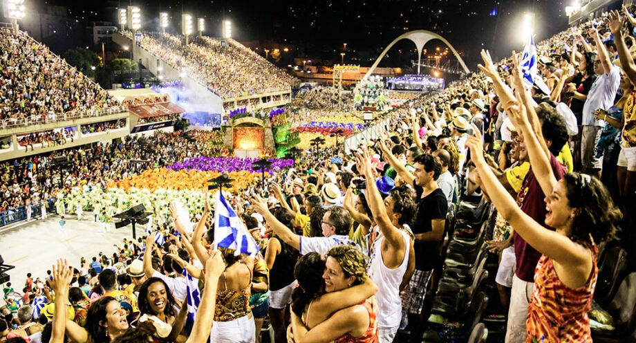 Apuração das notas do carnaval do Rio começa às 16h e define a campeã do Grupo Especial de 2026.