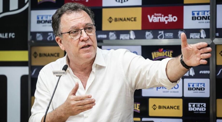 Presidente Marcelo Teixeira se manifesta em meio à pressão por resultados e nega crise no Santos.
